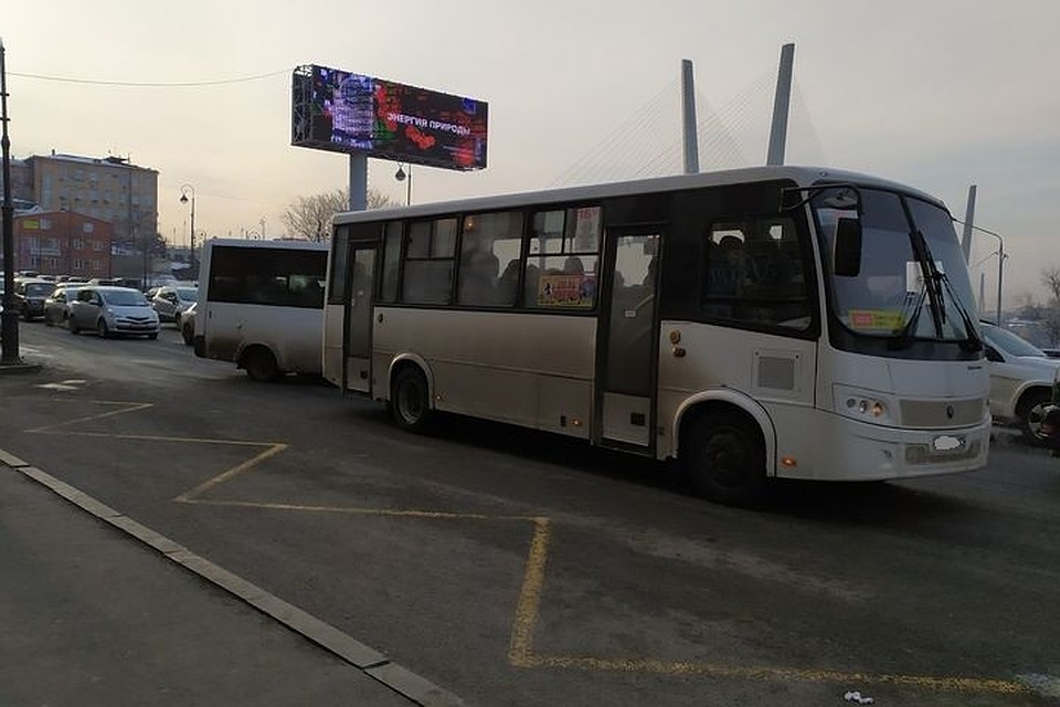 Автобусы птп 1. Автобусы Владивосток. Автобус 1 Владивосток. Автобус Приморский край Владивосток. Автобус 76 Владивосток.